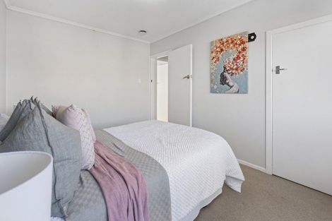 Photo of property in 16 Kenmore Street, Westown, New Plymouth, 4310