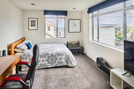 Photo of property in 35 Endeavour Drive, Whitby, Porirua, 5024