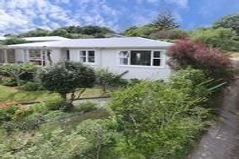 Photo of property in 49 Taylor Terrace, Tawa, Wellington, 5028