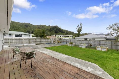 Photo of property in 4 Derwent Street, Wainuiomata, Lower Hutt, 5014