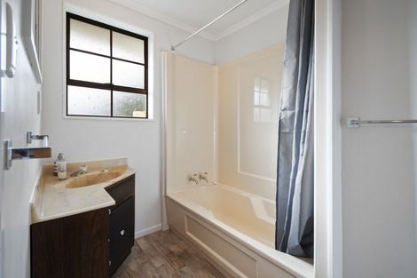 Photo of property in 34-38 Criterion Street, Bulls, 4818