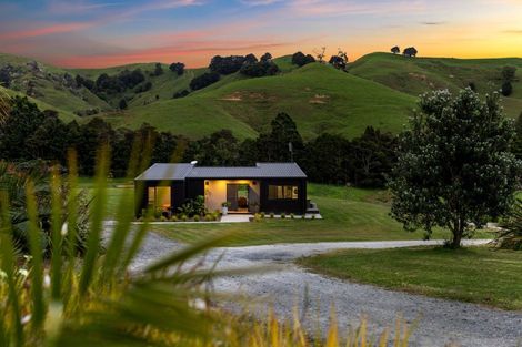 Photo of property in 313 Pukapuka Road, Pohuehue, Warkworth, 0983