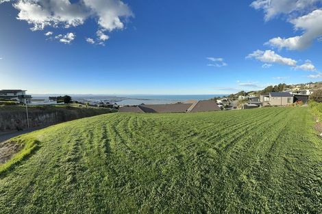 Photo of property in 4 Bluewater View, Mount Pleasant, Christchurch, 8081