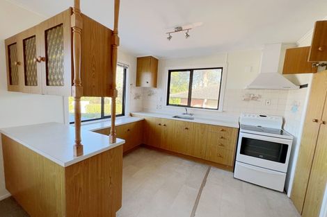 Photo of property in 25 Cutler Street, New Lynn, Auckland, 0600