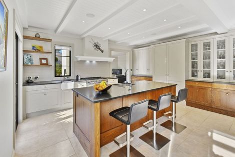 Photo of property in 3 Corsica Way, Karaka, Papakura, 2113