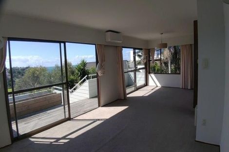 Photo of property in 1/37 Rangitoto Terrace, Milford, Auckland, 0620