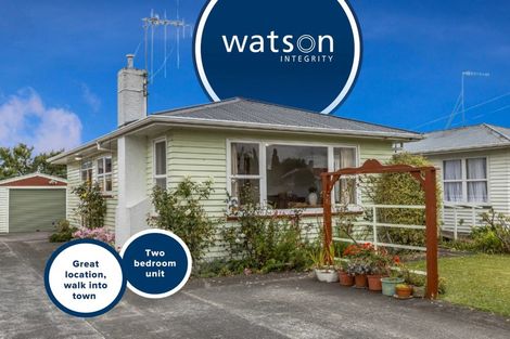 Photo of property in 11 Karaka Crescent, Levin, 5510