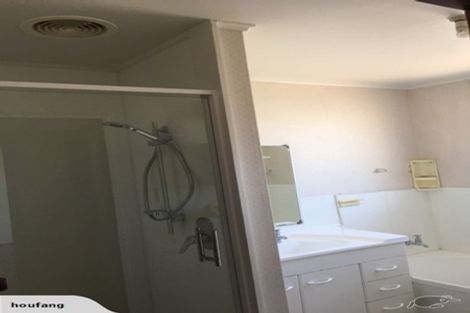 Photo of property in 4/66 Elizabeth Street, Riccarton, Christchurch, 8041