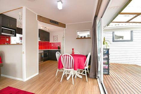 Photo of property in 53b Springs Road, Parakai, 0830