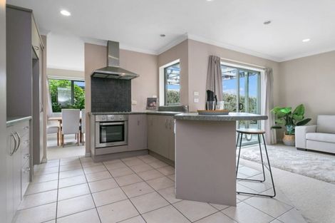 Photo of property in 2/10 Hannon Road, Cambridge, 3434