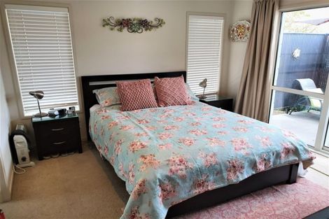 Photo of property in 8c Wiltshire Place, Te Puke, 3119