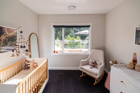 Photo of property in 16 Taruna Place, Havelock North, 4130