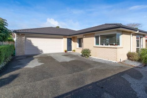 Photo of property in 3/14 Milton Road, Orewa, 0931