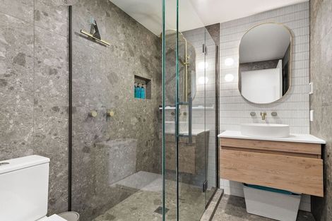 Photo of property in 33 Ryan Loop, Jacks Point, 9371