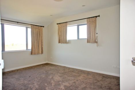 Photo of property in 39d Point View Drive, East Tamaki Heights, Auckland, 2016