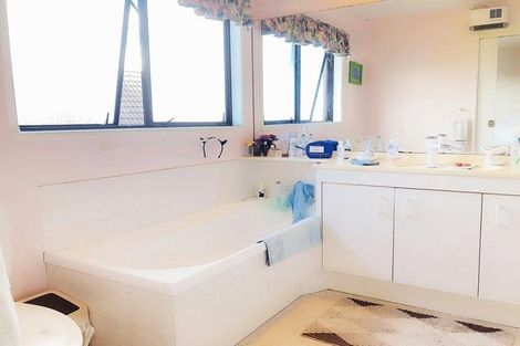 Photo of property in 2/6 Mission View Drive, Northpark, Auckland, 2013