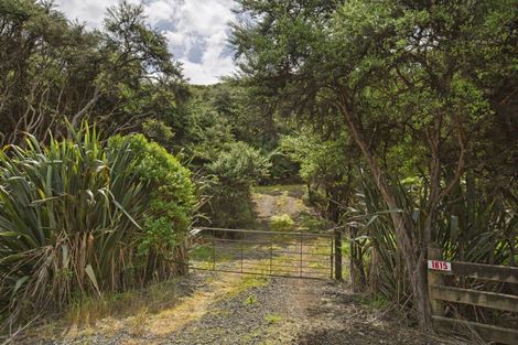 Photo of property in 1615 Whaanga Road, Raglan, 3296