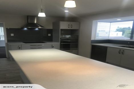 Photo of property in 83 Gilbass Avenue, Hamilton Lake, Hamilton, 3204