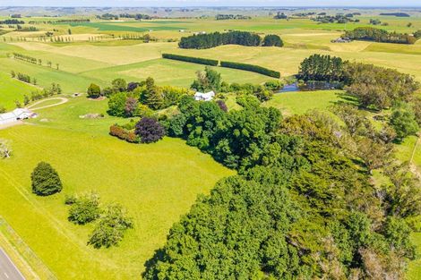 Photo of property in 1022 No 2 Line, Fordell, Whanganui, 4572