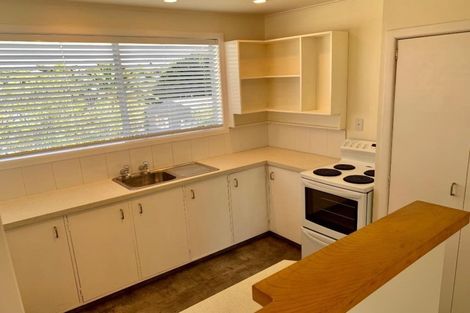 Photo of property in 2/164 Forrest Hill Road, Forrest Hill, Auckland, 0620