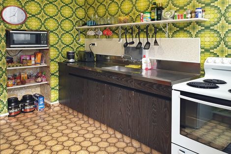 Photo of property in 7 Twomey Grove, Houghton Bay, Wellington, 6023