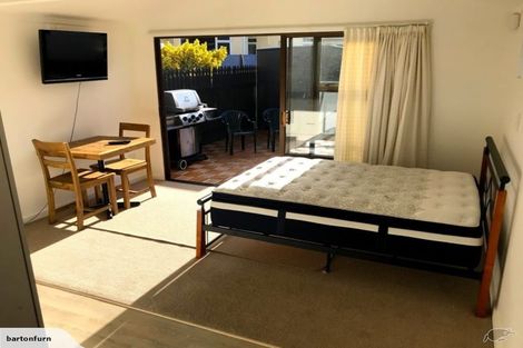 Photo of property in 24 Neeve Road, Taradale, Napier, 4112