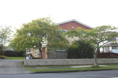 Photo of property in 19 Waddington Drive, Naenae, Lower Hutt, 5011