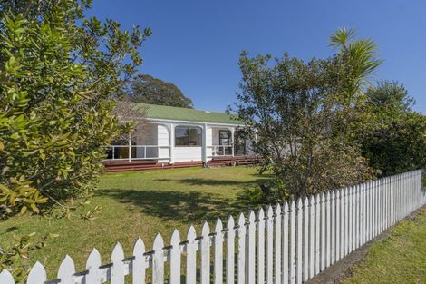 Photo of property in 68 Catherine Crescent, Whitianga, 3510