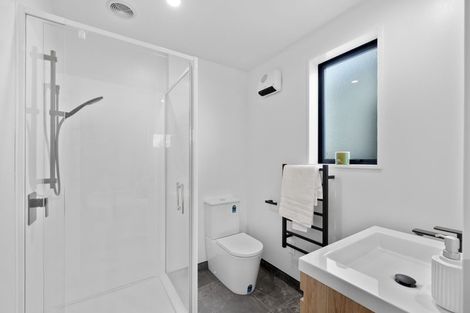 Photo of property in 2/54 Wildberry Street, Woolston, Christchurch, 8023