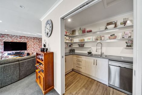 Photo of property in 195 Turuturu Road, Hawera, 4674