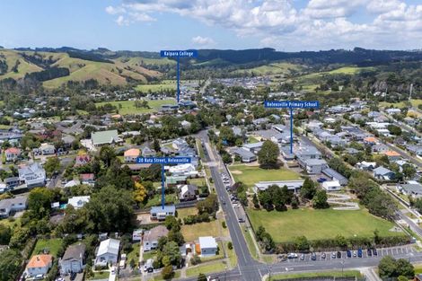 Photo of property in 20 Rata Street, Helensville, 0800