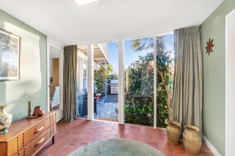 Photo of property in 21 Heaton Rhodes Place, Cashmere, Christchurch, 8022