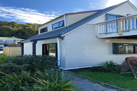 Photo of property in 17 Kopipi Crescent, Ngunguru, Whangarei, 0173
