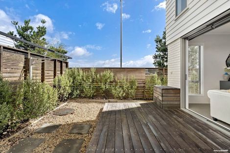 Photo of property in 32 Chaffinch Road, Hobsonville, Auckland, 0616