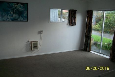 Photo of property in 40 Tomo Street, New Lynn, Auckland, 0600