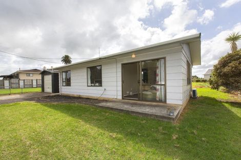 Photo of property in 2 Clean Street, Te Kopuru, 0391