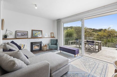 Photo of property in 81 Severn Street, Island Bay, Wellington, 6023