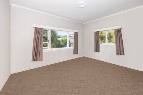 Photo of property in 15 Carey Street, Maeroa, Hamilton, 3200