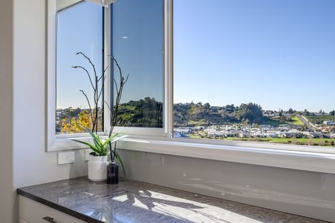 Photo of property in 61 Hawkridge Heights, Bethlehem, Tauranga, 3110
