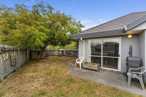 Photo of property in 36 Guildford Drive, Paraparaumu, 5032