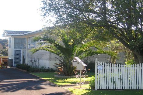 Photo of property in 8 Polandson Place, Opaheke, Papakura, 2113