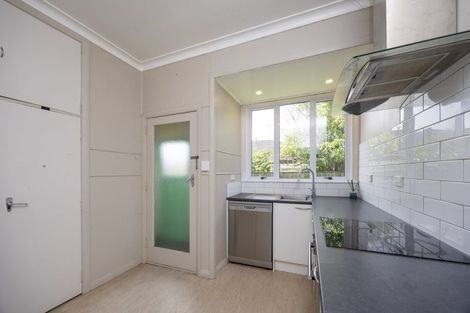 Photo of property in 14 Joseph Street, West End, Palmerston North, 4412