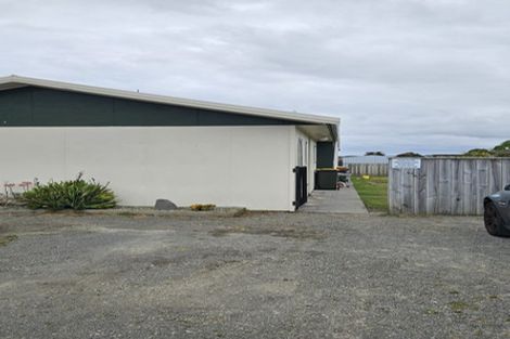 Photo of property in 3/10 Aubrey Street, Waitara, 4320