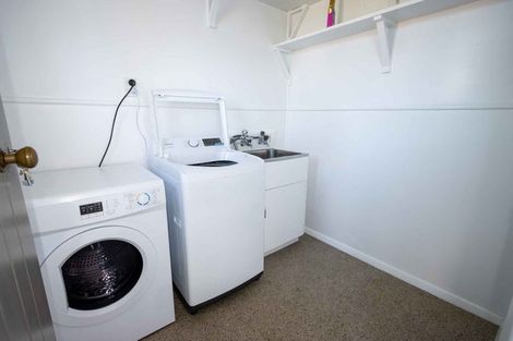 Photo of property in 5 Dowding Street, Melville, Hamilton, 3206