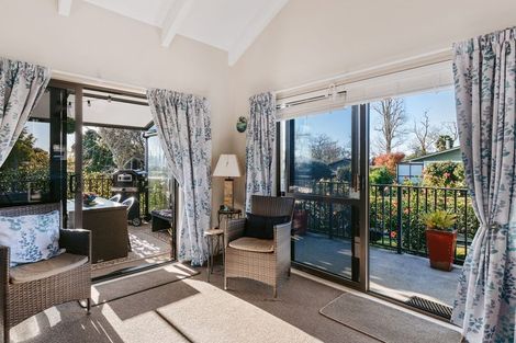 Photo of property in 9 Walnut Grove, Omokoroa, 3114