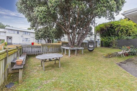 Photo of property in 58 Sievers Grove, Cannons Creek, Porirua, 5024