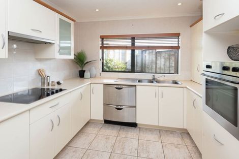 Photo of property in 49 Moore Street, Howick, Auckland, 2014