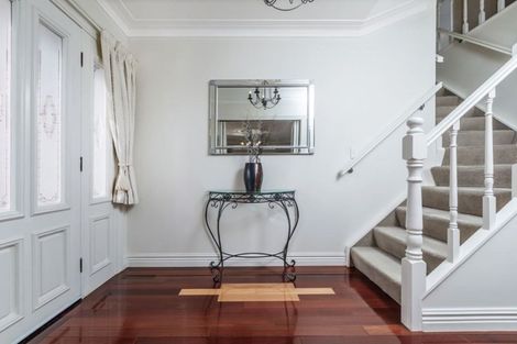 Photo of property in 1/26 Esmonde Road, Takapuna, Auckland, 0622