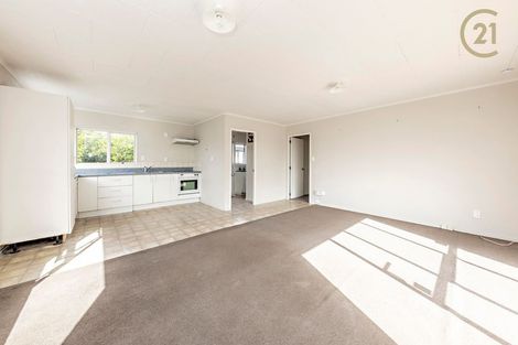 Photo of property in 1/2 Costar Place, Wiri, Auckland, 2104