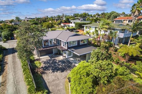 Photo of property in 61 Braemar Road, Castor Bay, Auckland, 0620